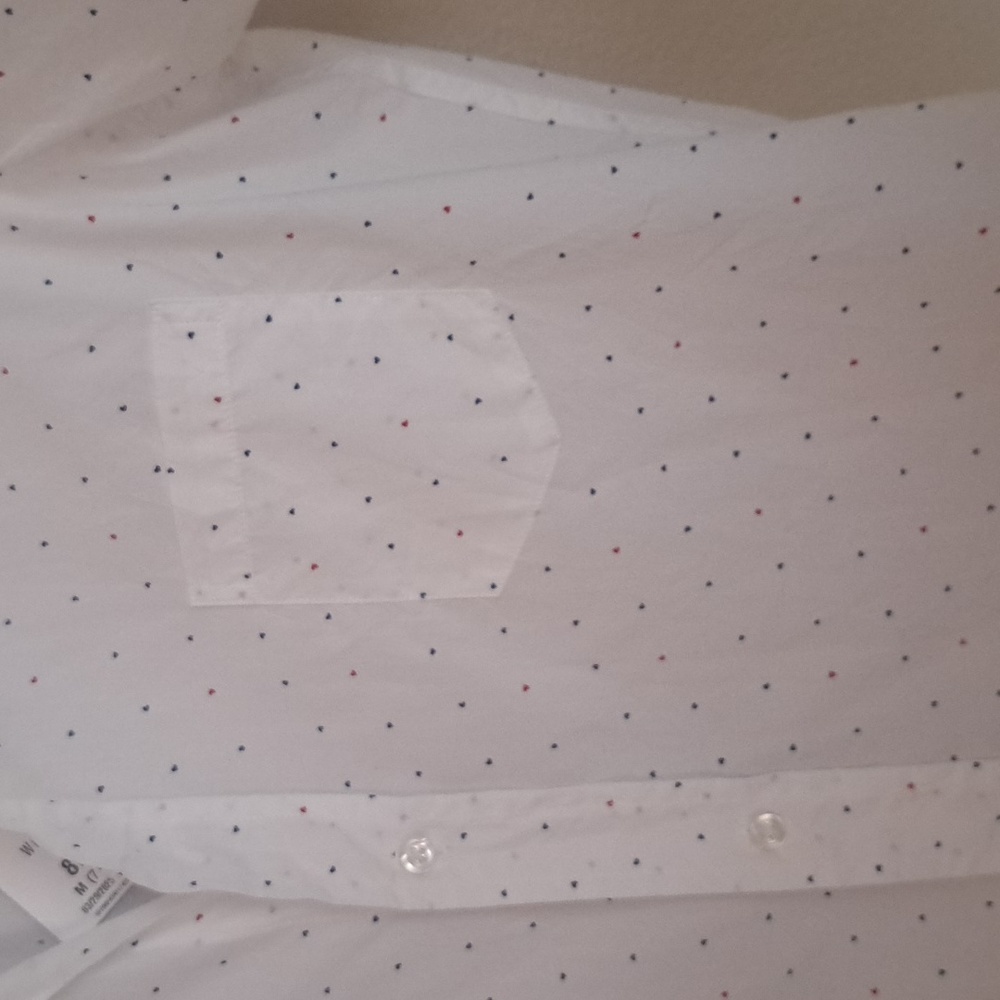 Frank & Eileen Barry White Cotton With Tiny Red And Navy Hearts Button EUC M - Picture 4 of 9